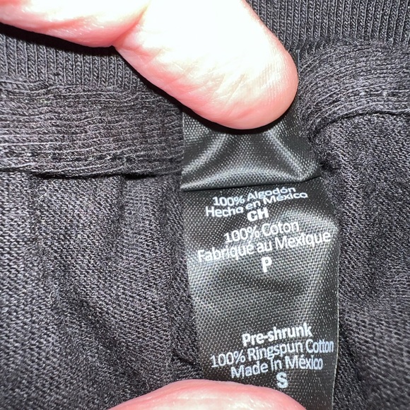 Keith Urban Graffiti U World Tour 2019 Concert T-Shirt - Picture 8 of 8